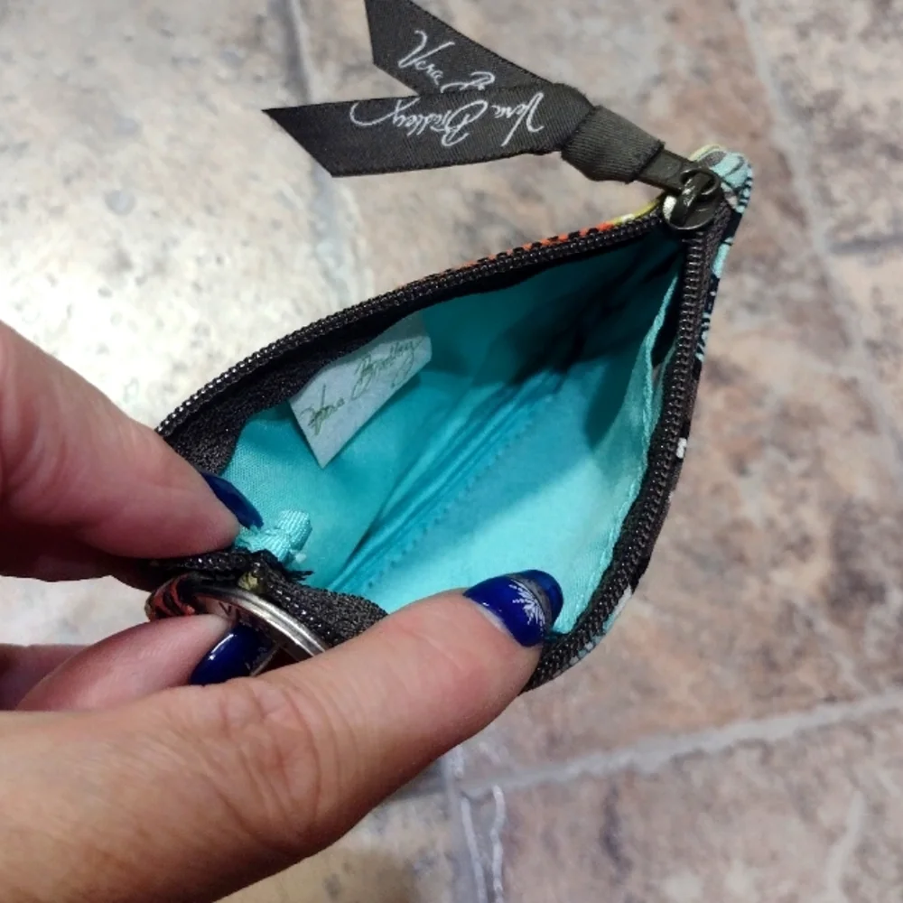Vera Bradley Zip ID Case Flower Shower - Picture 3 of 4